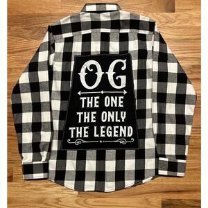 OG The Legend Black And White Checkered Flannel Italy Design Size Small